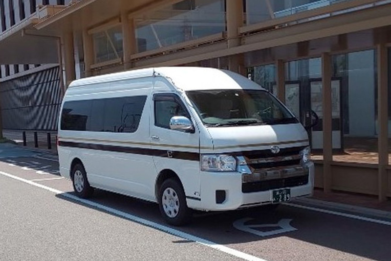 ジャンボタクシー
